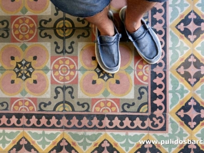 Pulido de suelos de mosaico en Barcelona - Pulidos Barcino