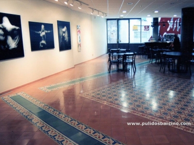 Cómo limpiar suelos de mosaico